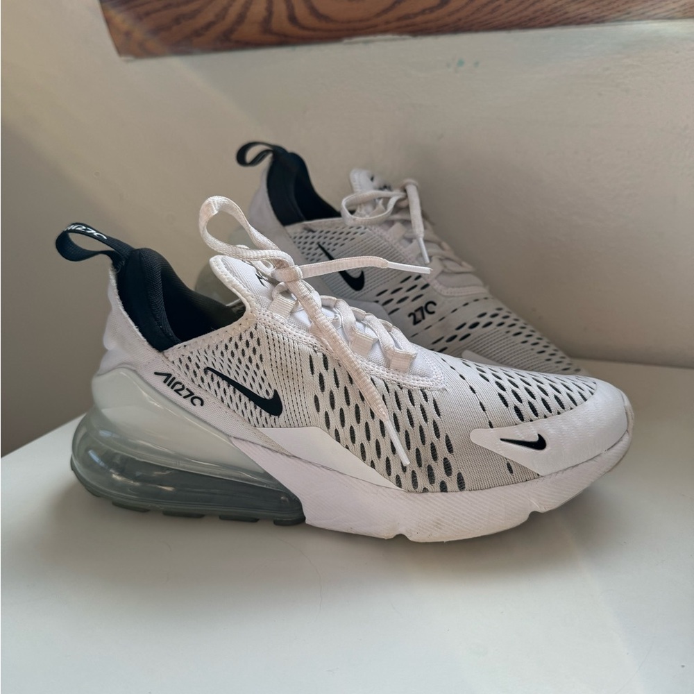 Women’s Air max 270